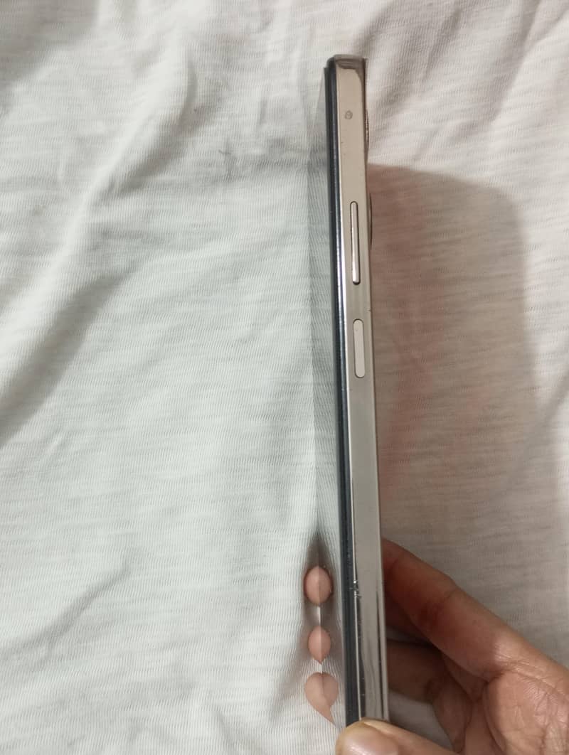 Infinix Note 30 1