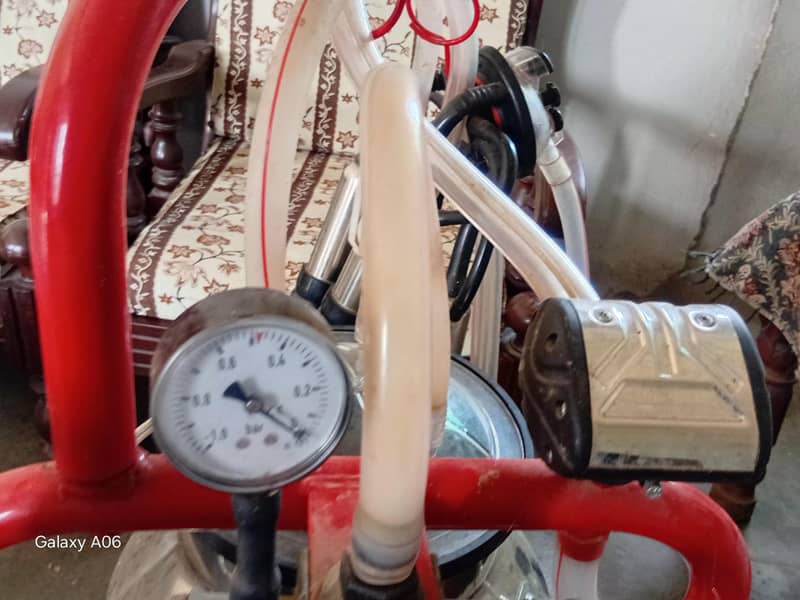 milking machine 2