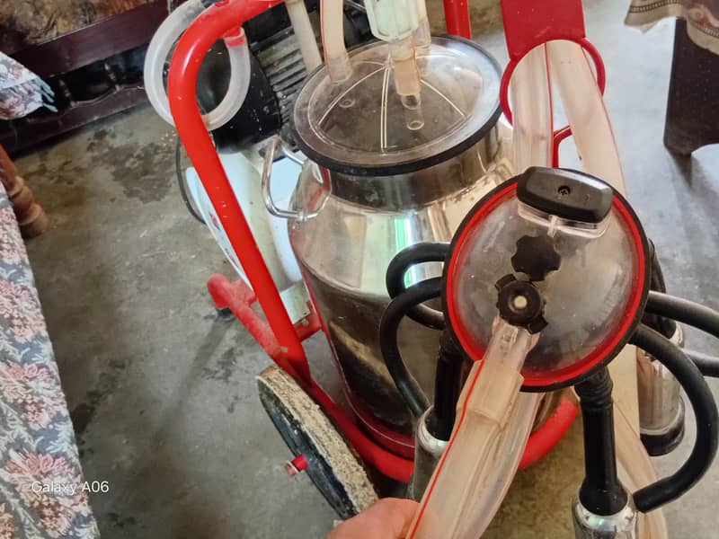 milking machine 3