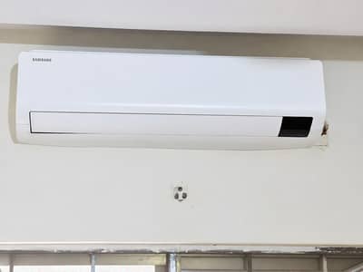Samsung 1.5 Ton Digital Inverter Split AC – WiFi, AI Cooling, Heat & C