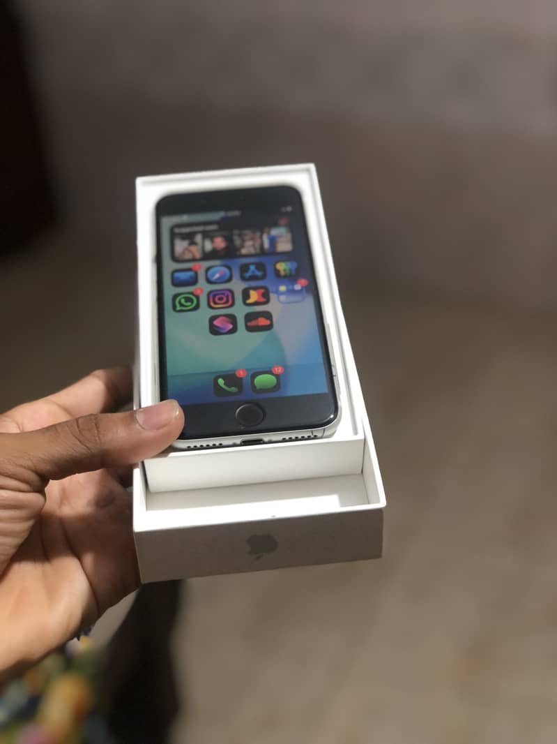 Apple iPhone SE 1