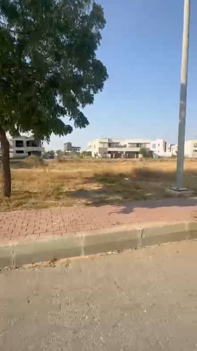 Prime Location 500 Square Yards Residential Plot In Central Bahria Town - Precinct 4 For sale