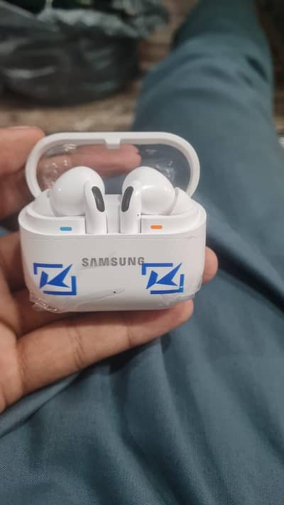 Samsung TWS Wireless Earbuds – Premium Sound