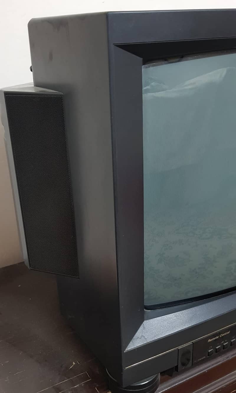 TV's, LED Screen, Deck With DVR 8