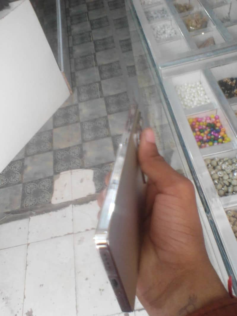 Infinix Note 40 1
