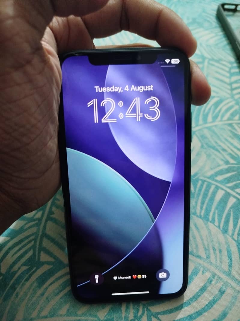 iPhone xs 6