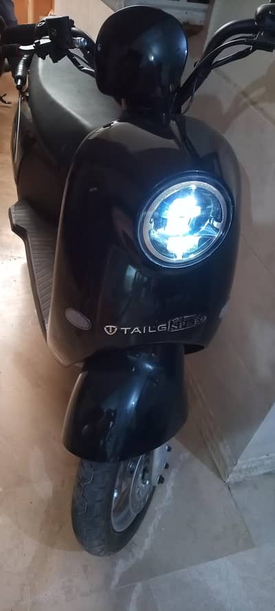 Hi-Speed RM-i300 Electric Scooter 1000W | Model 2025