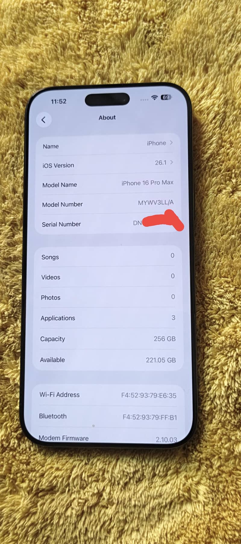 iphone 16 pro max 4