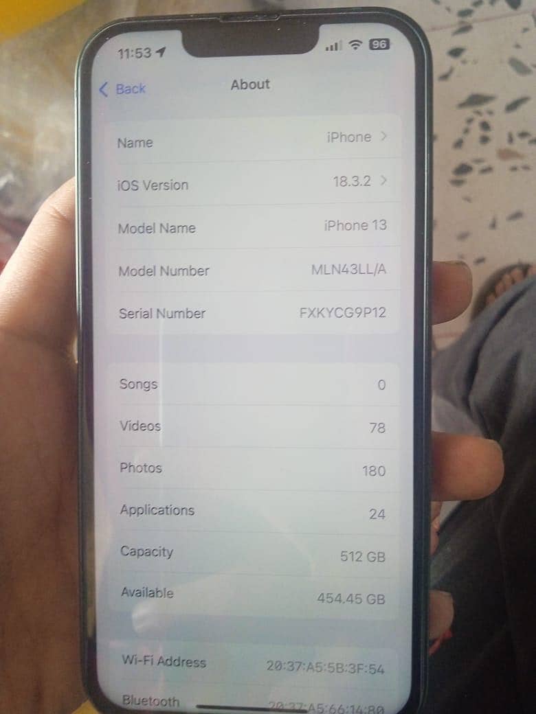 Apple iPhone 13 2