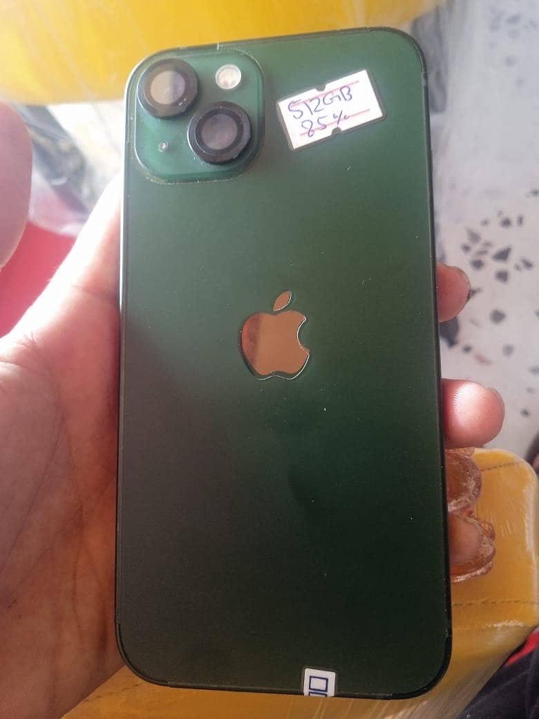 Apple iPhone 13 6