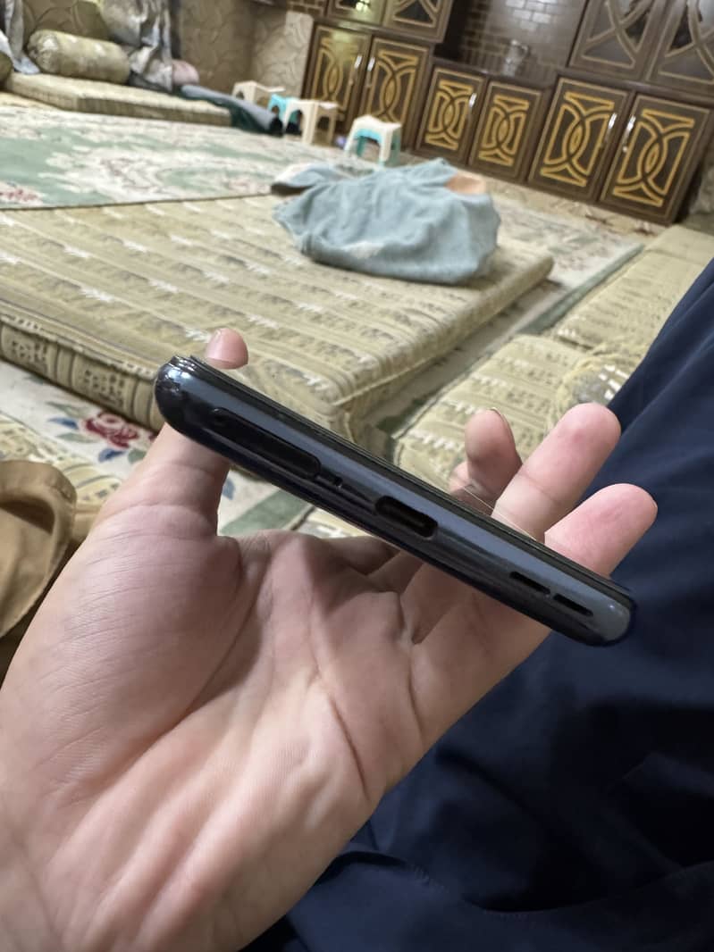 One Plus 9 5G 3