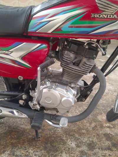 Honda CG 125 2023