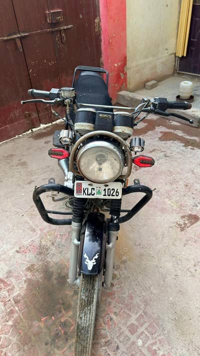 Suzuki GS 150 SE 10/10 condition no work required