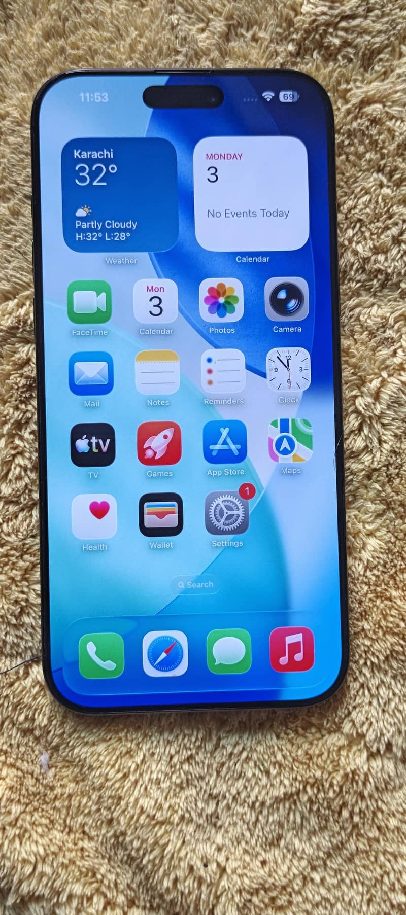 iphone 16 pro max 3