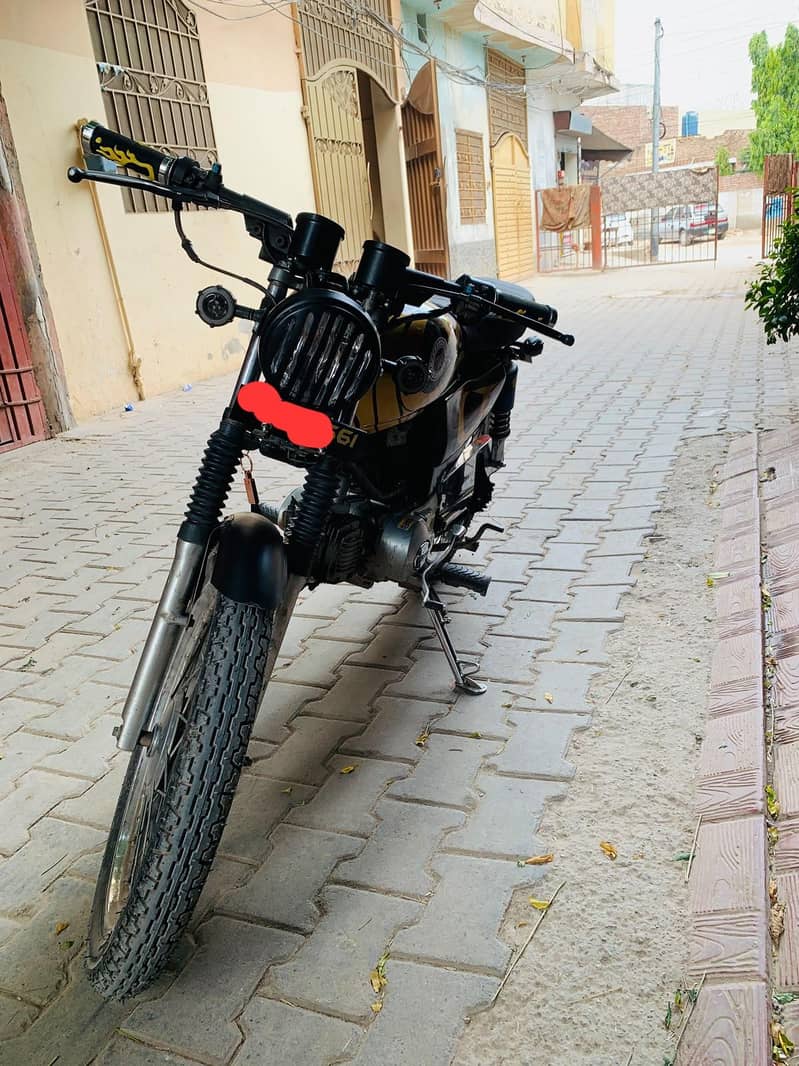 Cafe racer 1