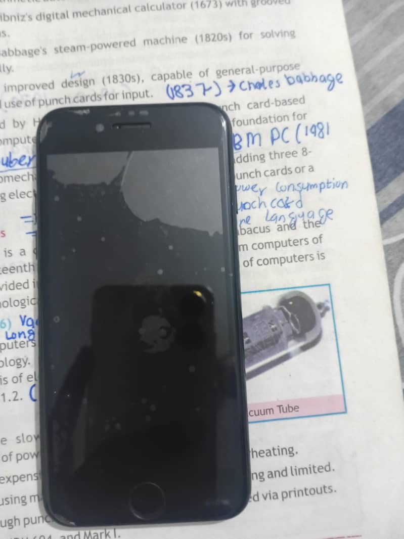 Apple iPhone 7 1