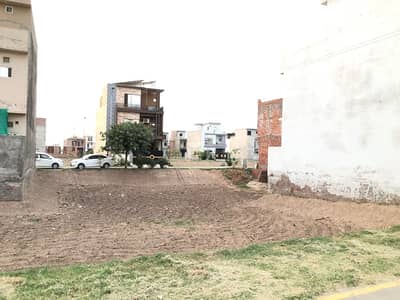 Diamond Block 5M All Dues Paid Plot Available For Sale Near To Park Nd Broadway Commercial, Park View City Lahore