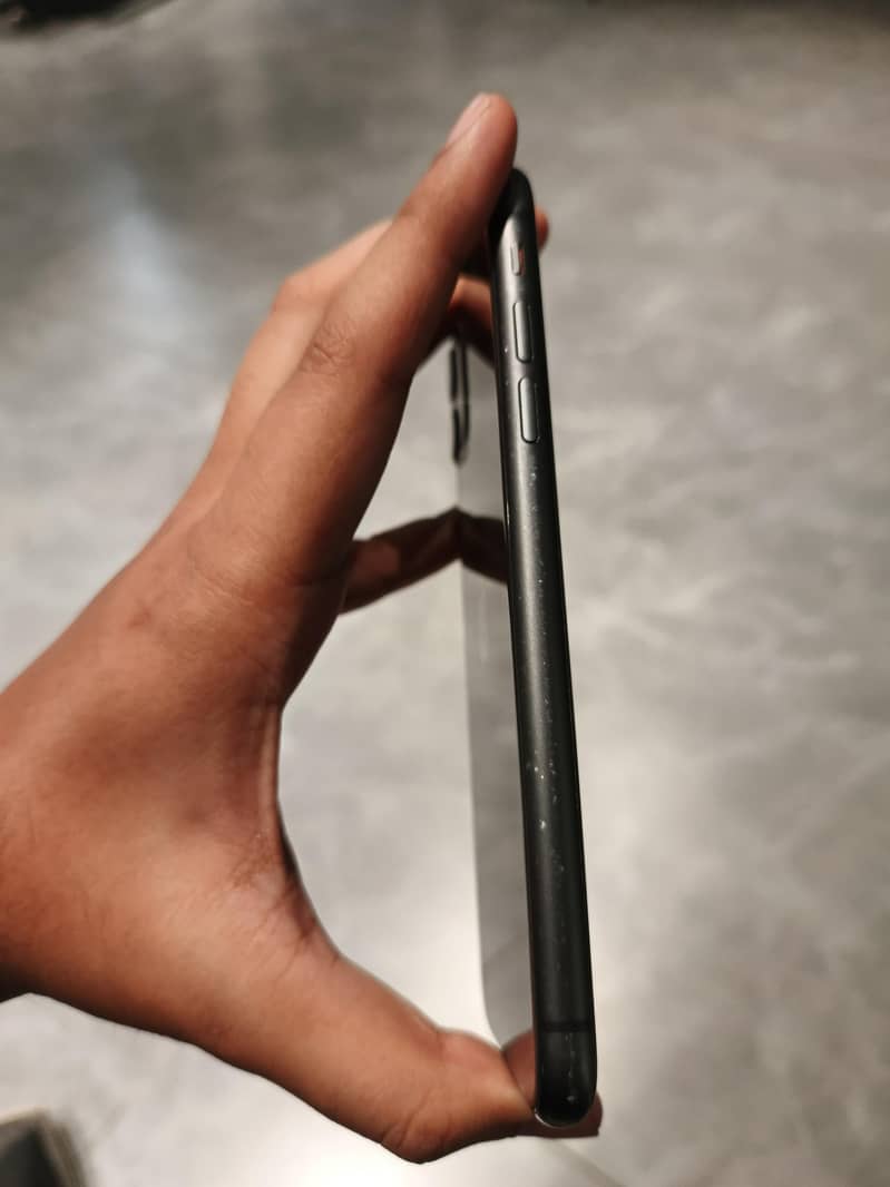 Apple iPhone 11 2
