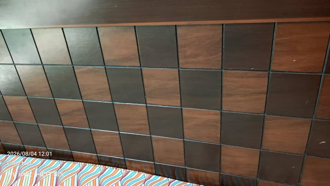 King size bed 3