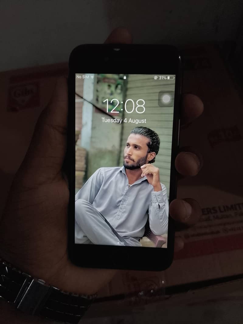 Apple iPhone 7 2
