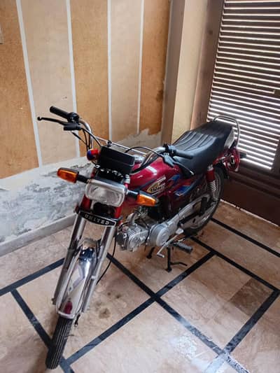 United 70 urgent sale good condition bike