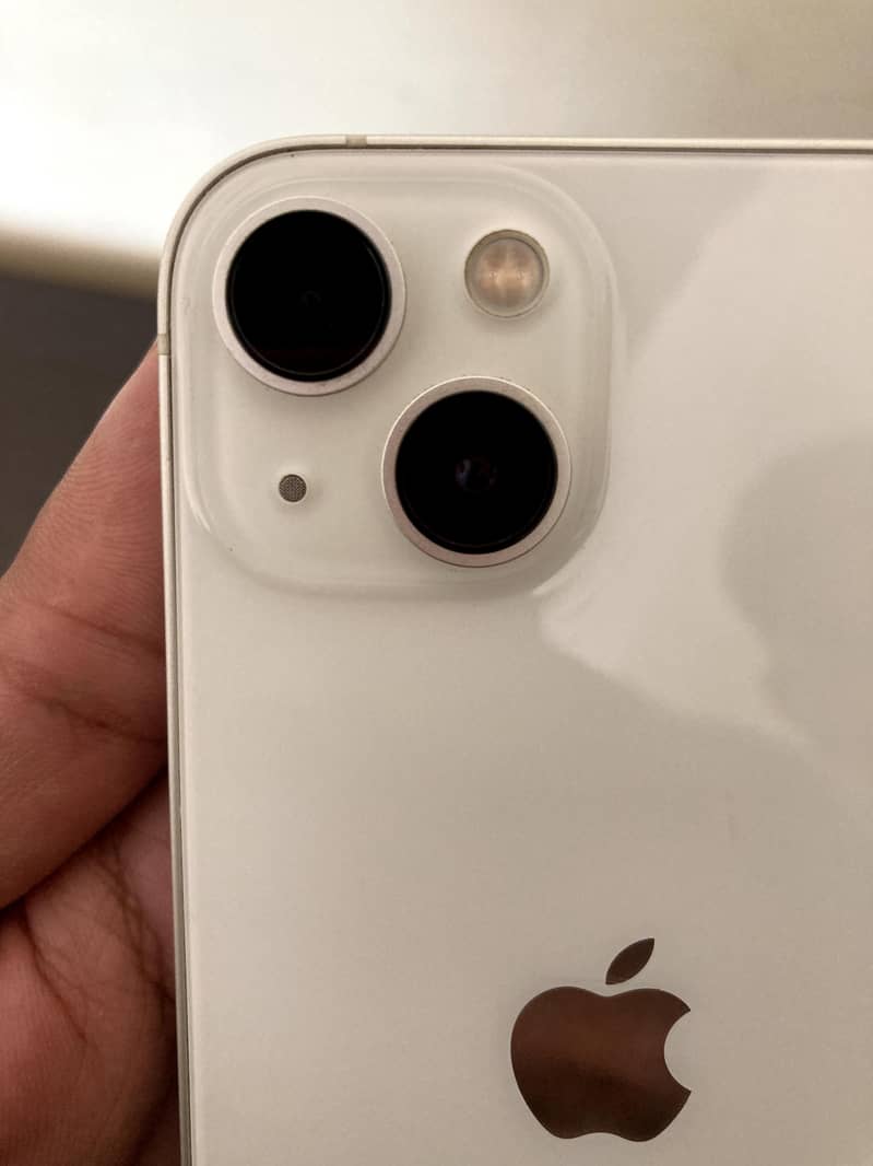 Apple iPhone 13 2