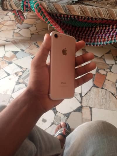 Apple iPhone 7