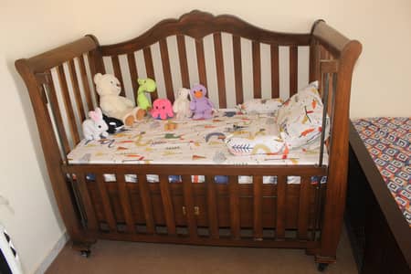 Wooden Baby Cot bed with Mattress and Bed sheets