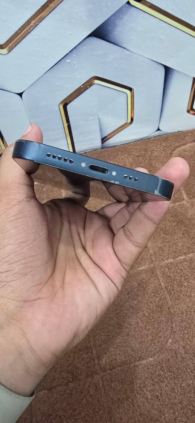 Iphone 13 4