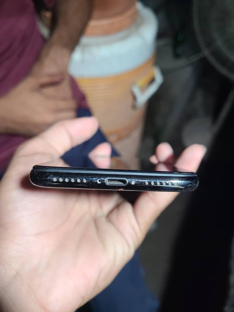 Apple iPhone X 0
