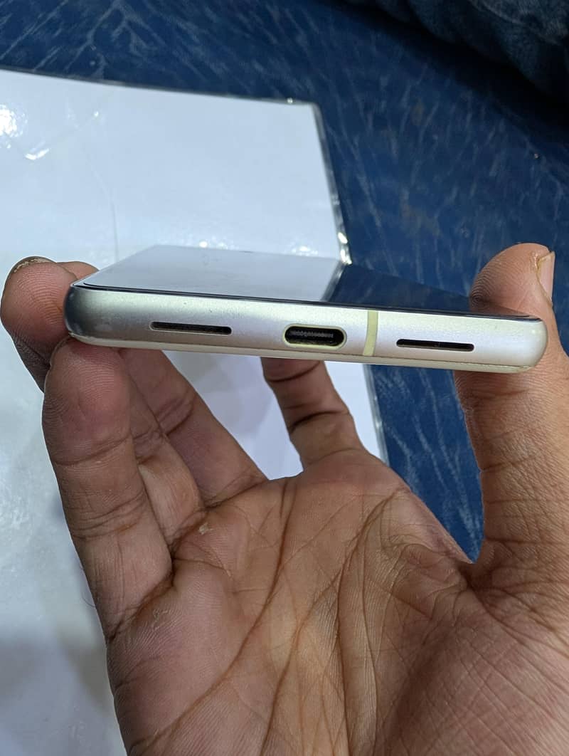 Google Pixel 7 2