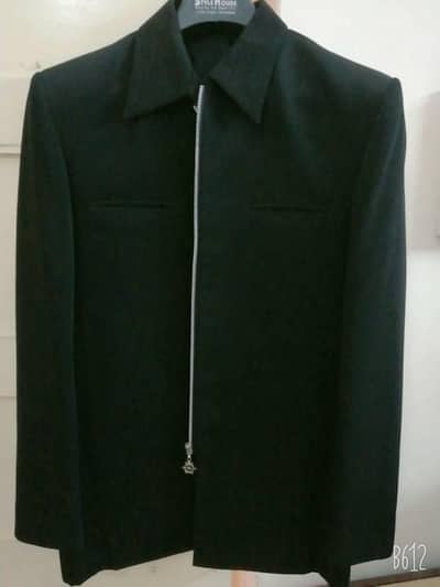 Coat/Jacket/Blazers/Upper