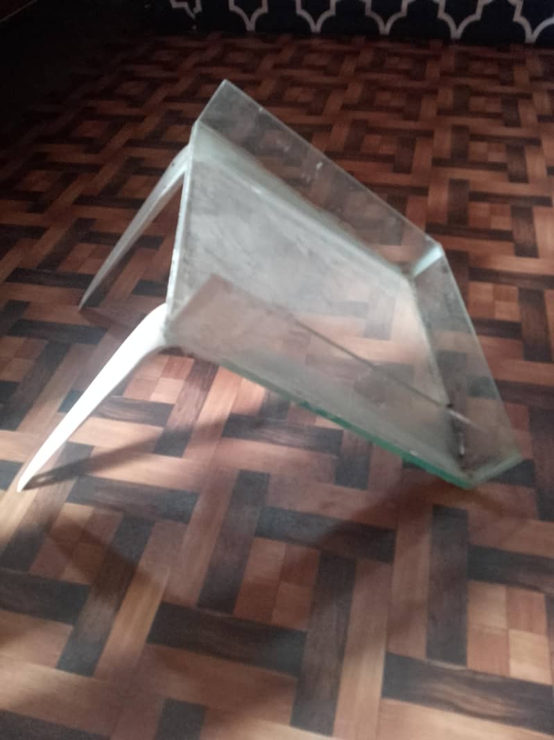 shopics istand 0