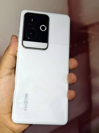 Realme GT 6 Approved
