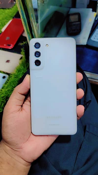 Samsung Mobile S21 FE