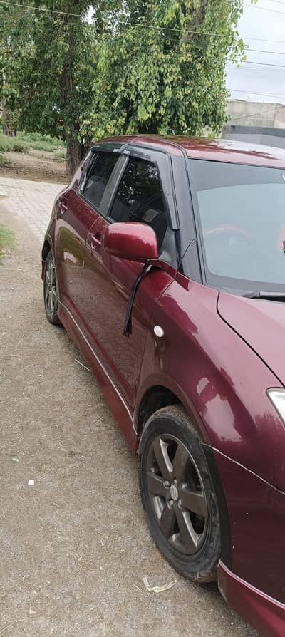 Suzuki swift DLX 1.3