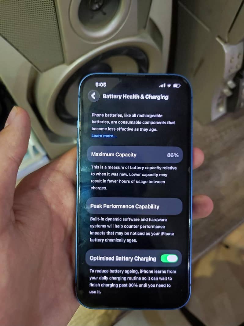 Apple iPhone 13 2