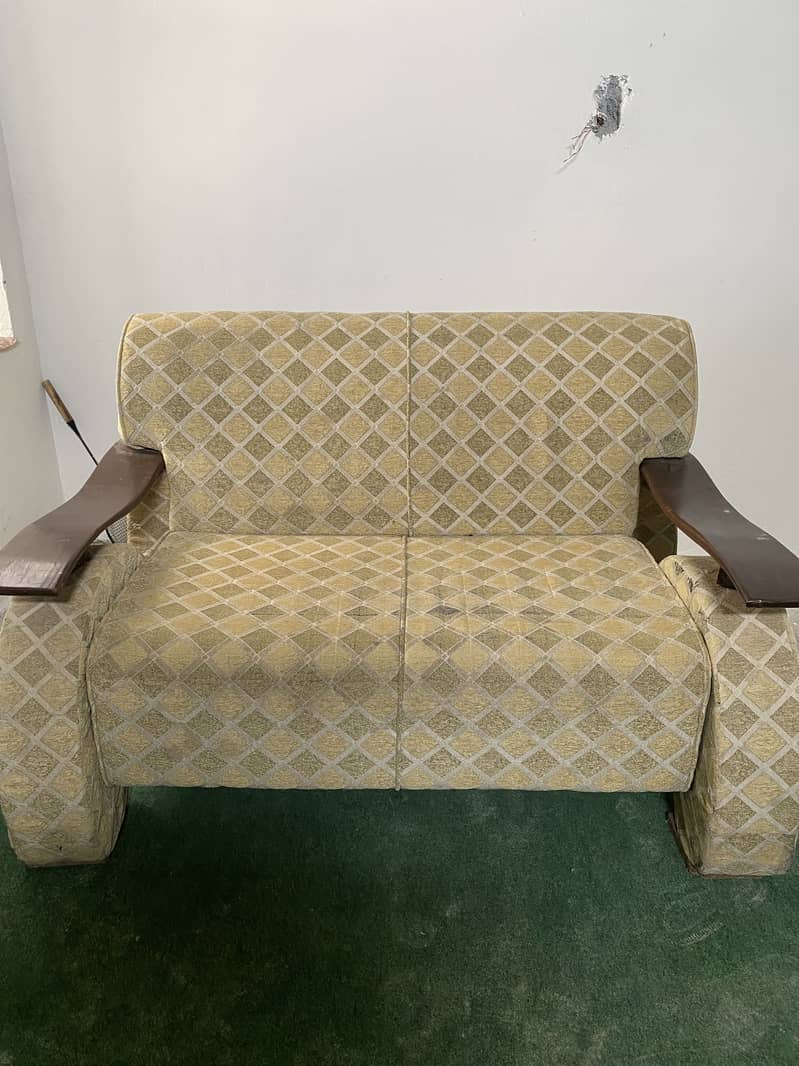 Sofa 2 seater 0