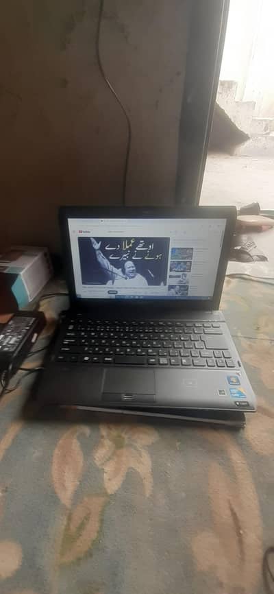SONY LOPTOP