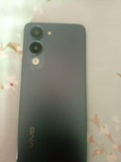 Vivo Y04