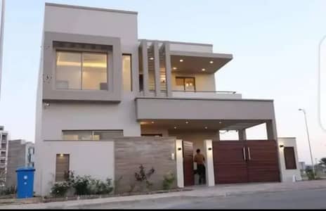 250 Square Yard 4 & 5 Bedrooms Luxury Villa FOR SALE. Adjacent To Jinnah Avenue, Easy Access To Entrance Facing GRAND MOSQUE All Facilities Nearby And Utilities Present.