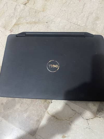 Dell Laptop For Sale (With Original Charger)