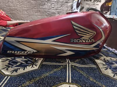 Fuel Tank and side covers