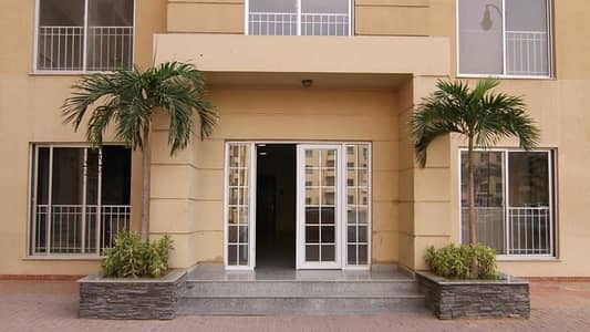 READY TO MOVE 955sq ft 2Bed Lounge Flat FOR SALE Outer Corner Apartment with AMAZING VIEW. 2KM from MAIN GATE of BTK\