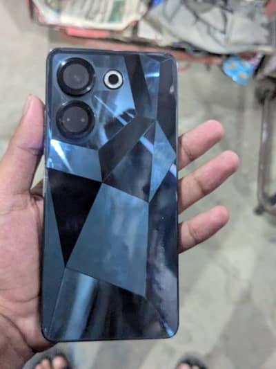Tecno CAMON 20