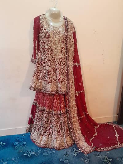 Bridal Wedding Dress (Medium)