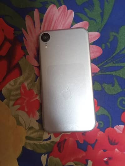 Apple iPhone XR