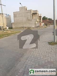 H-13 Commercial 3-Side Conner Plot available for sale Top Location