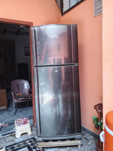 dawlance refrigerator 14cubic fit