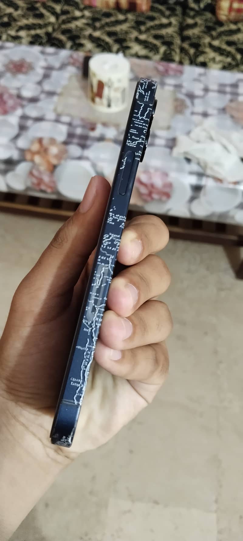 Apple iPhone 12 7